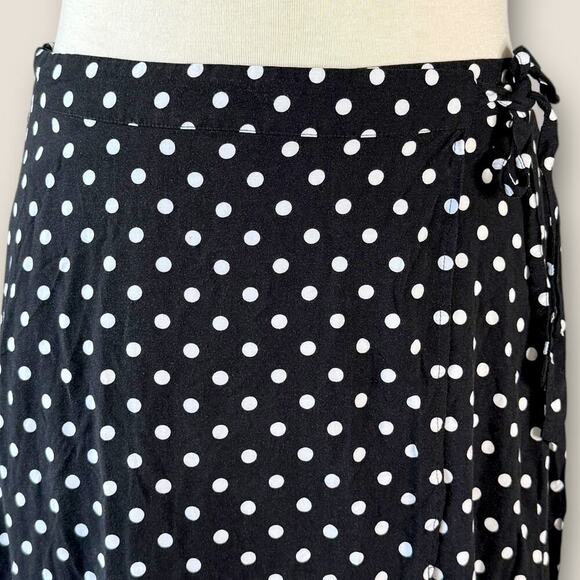 Torrid Polka Dot Faux Wrap Ruffled Maxi Skirt High Low Size 1X 14/16 Black White - Picture 6 of 14